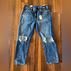 Levi’s 501 Original Fit Cropped Jean — SIZE 31X26